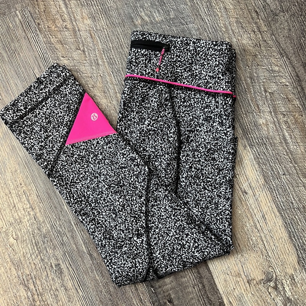 Lululemon Pace Rival Crop